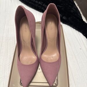 Aldo Mauve Suede Pointed-Toe Pumps